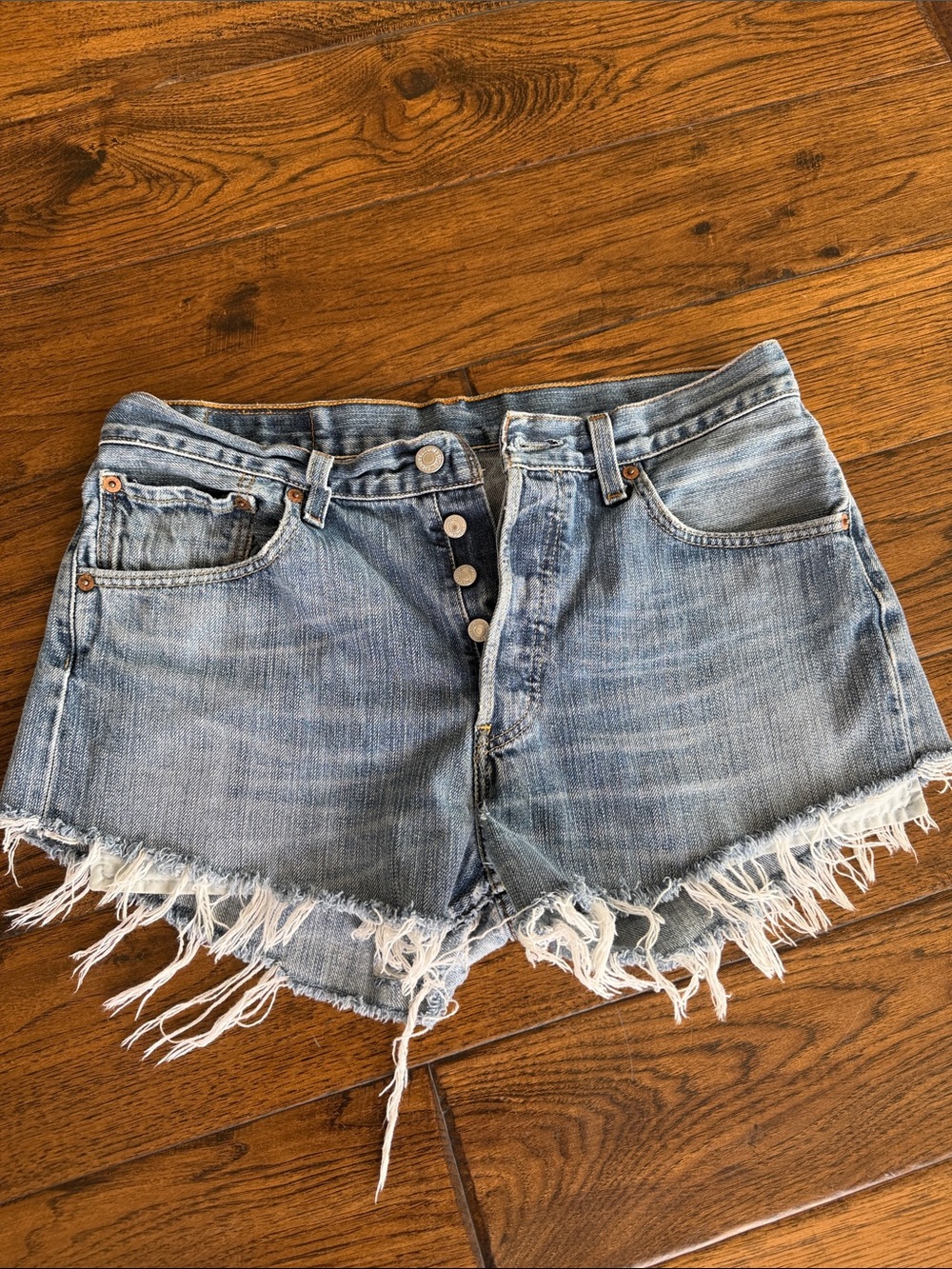 Levis jean shorts